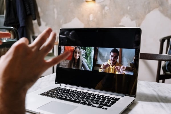 Google Meet ビデオ録画の保存とダウンロード方法
