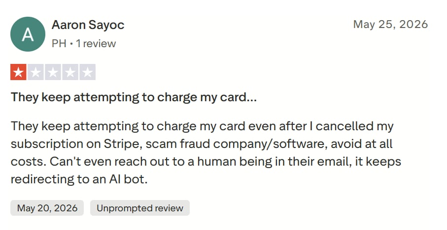 Cluely bad review on TrustPilot