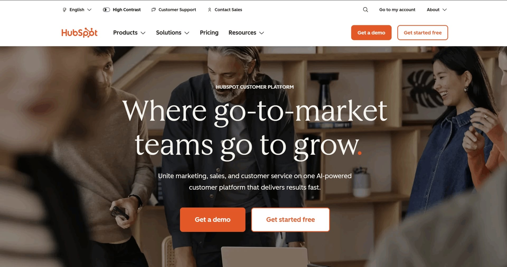 HubSpot homepage as of October 2025