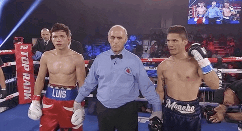 Se anuncia el ganador del combate de boxeo
